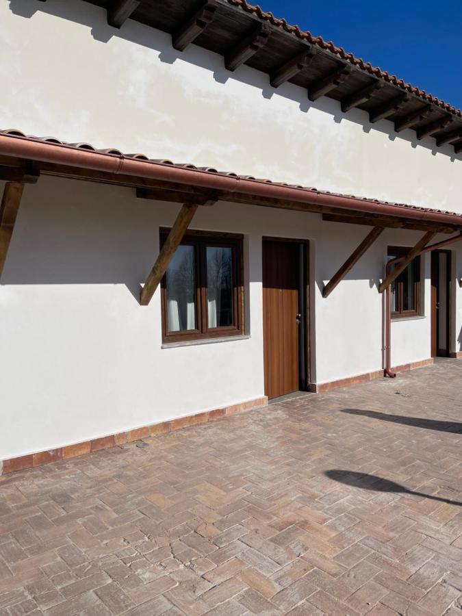 Agriturismo Monte Due Torri 真扎诺-迪罗马 外观 照片