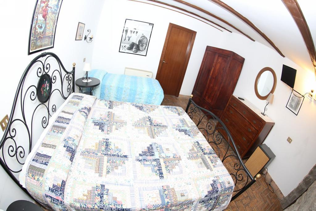 Agriturismo Monte Due Torri 真扎诺-迪罗马 外观 照片